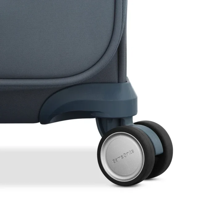 Elevation™ Plus yumuşak kenarlı global kabin boy valiz