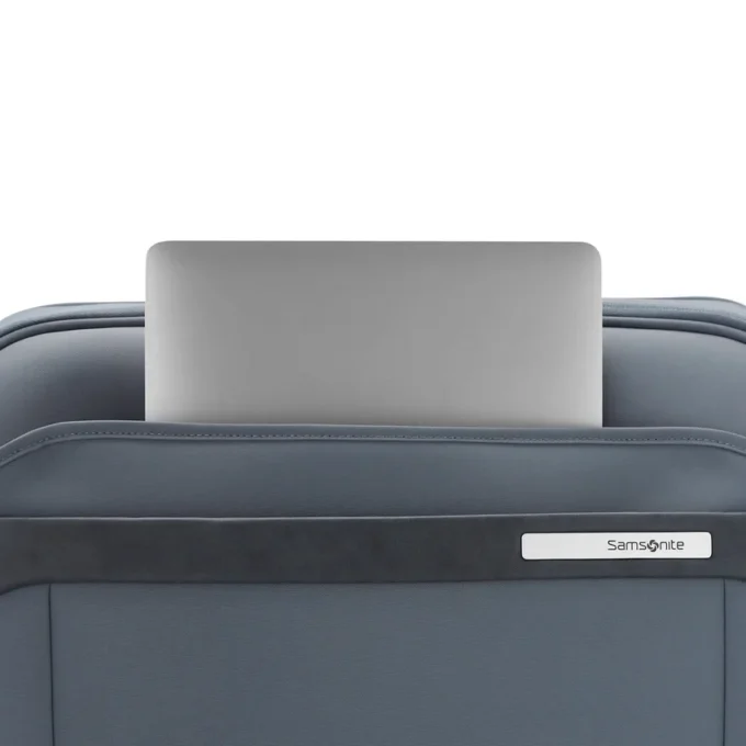 Elevation™ Plus yumuşak kenarlı global kabin boy valiz
